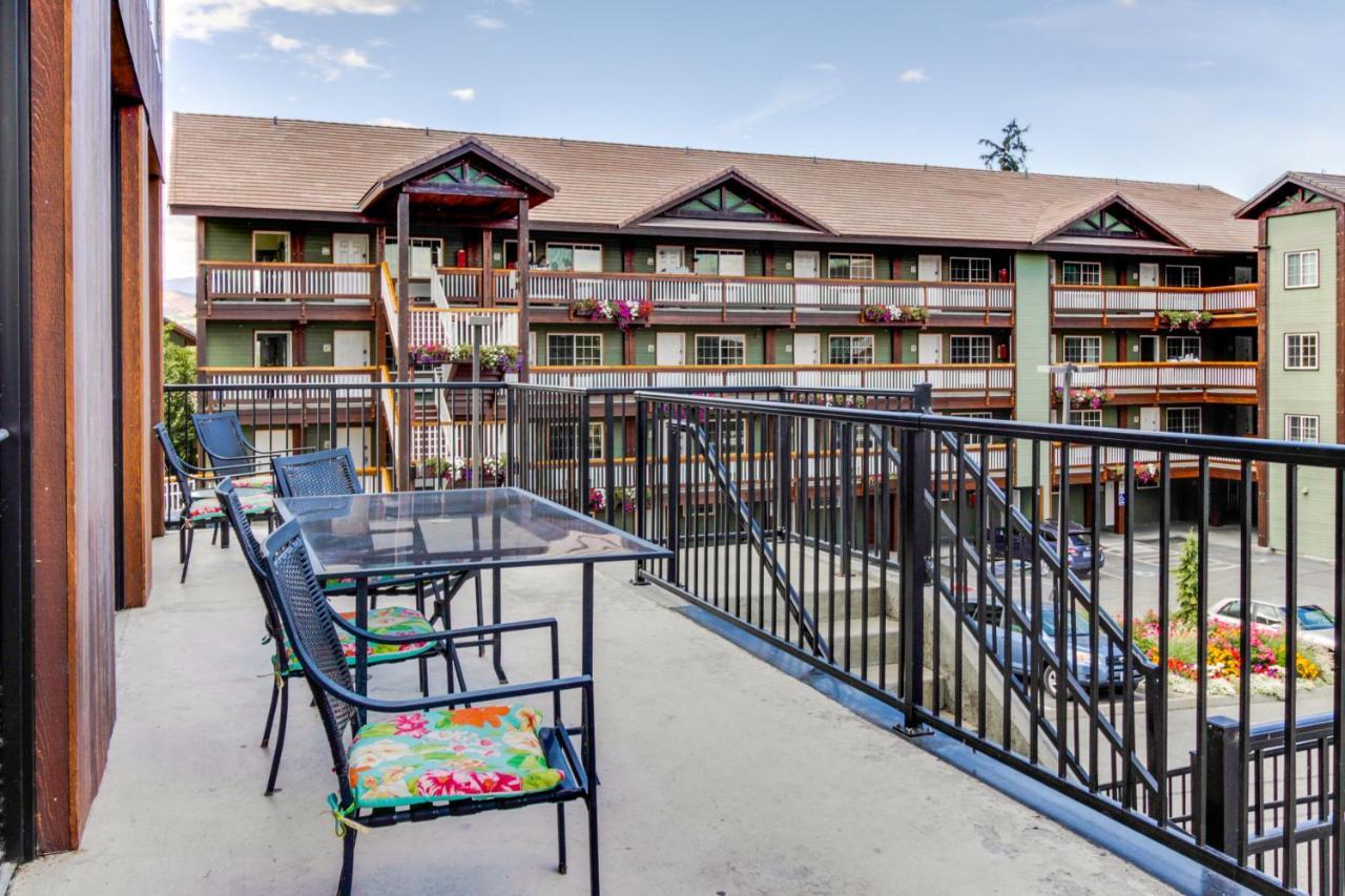 Chelan Resort Suites: Water Sunset Dış mekan fotoğraf